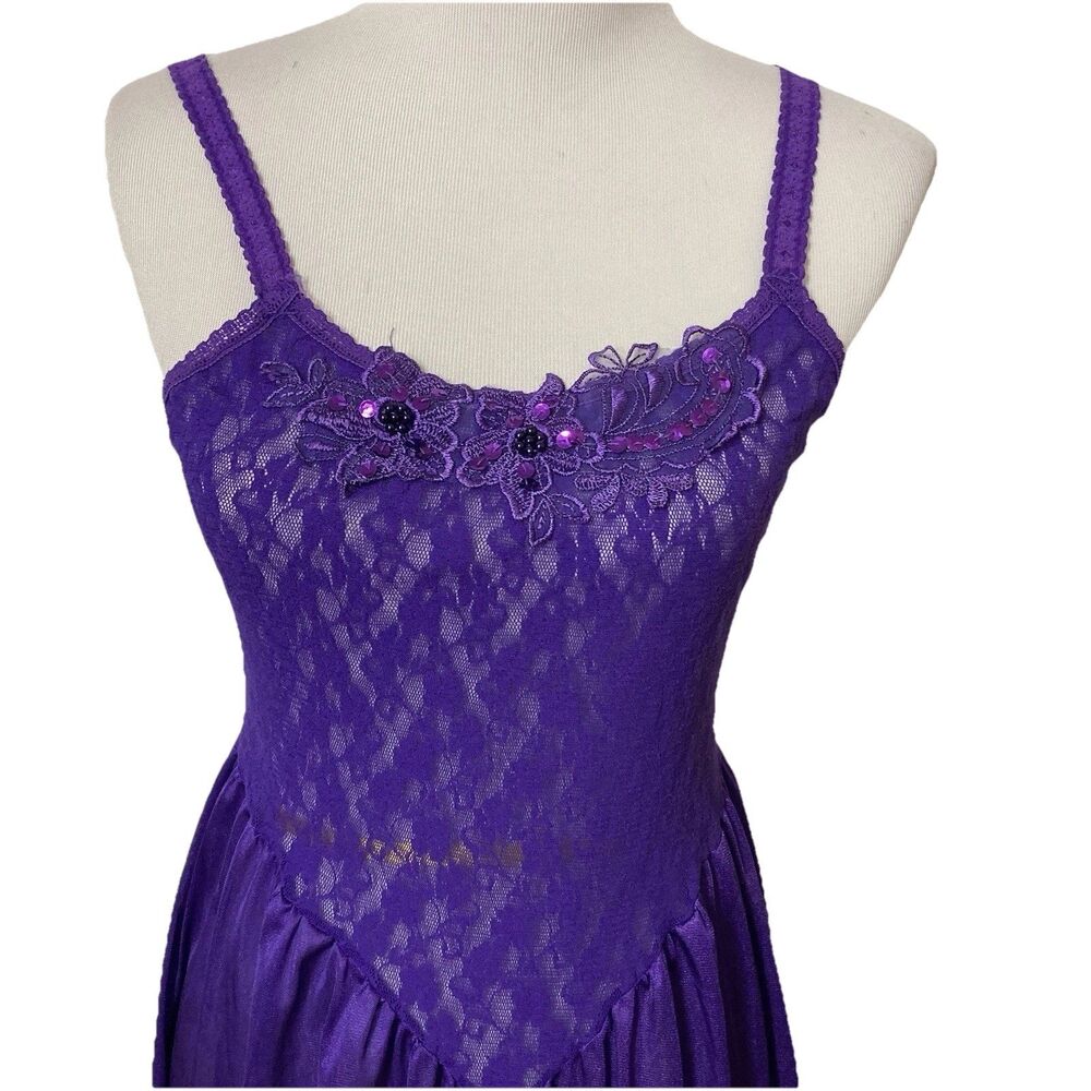 Vintage Ballerina Nightgown Basque Waist Lace Feather Bed Intimate Embroidery